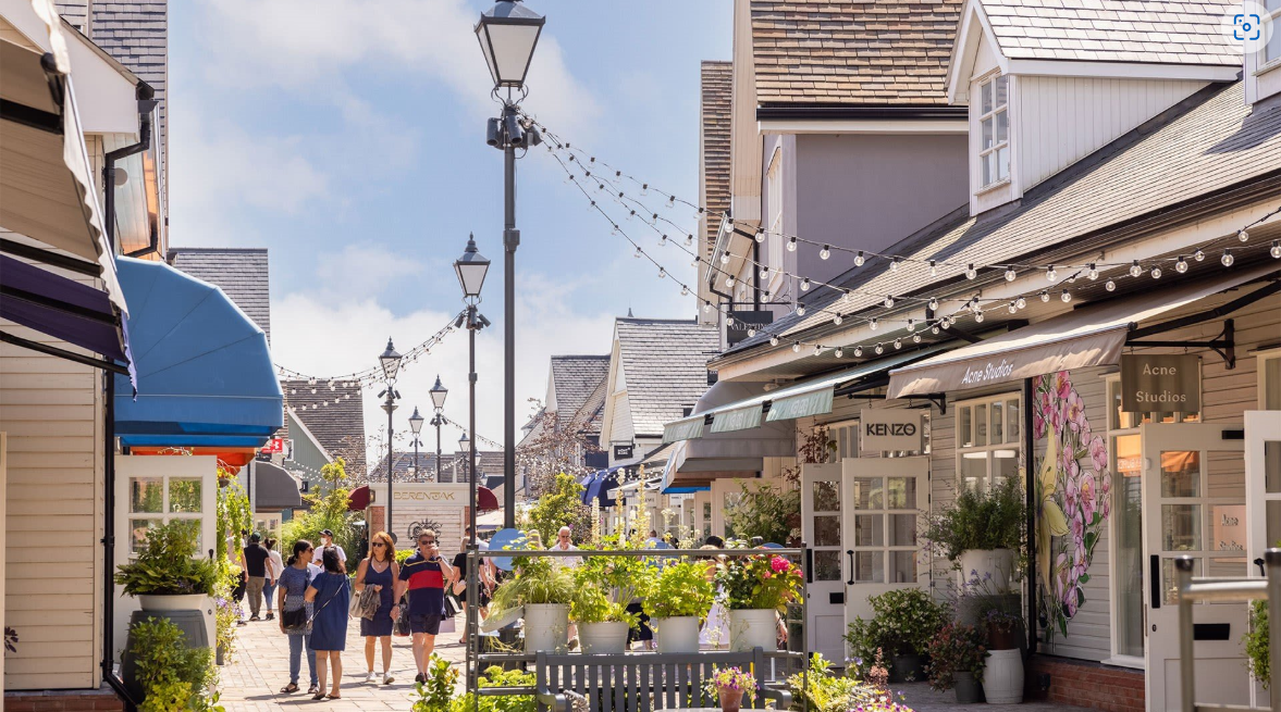The image for the event named Bicester Village (Black Friday Sales) - 28/11/2026