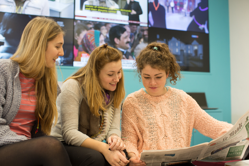 Let's Chat in the Language Zone